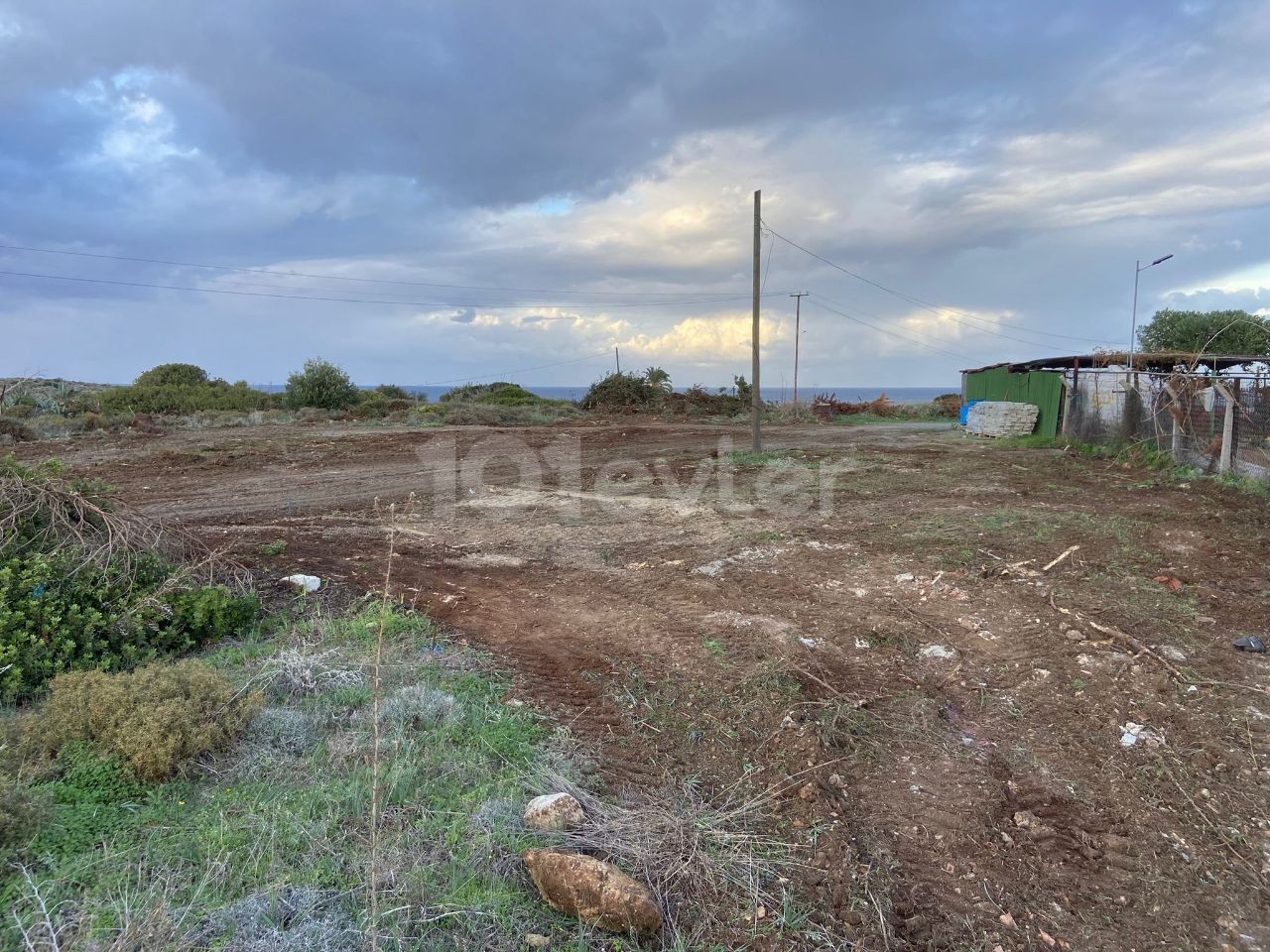 30 MT LAND TO THE SEA SUITABLE FOR VILLA CONSTRUCTION