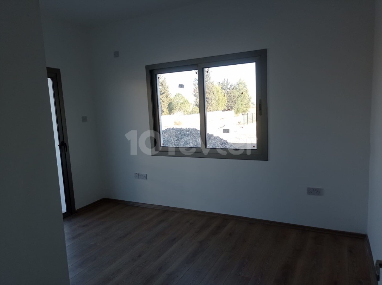 2+1 FLAT FOR SALE IN ALAYKÖY/NICOSIA WITH GROUND FLOOR AND 1ST FLOOR OPTIONS