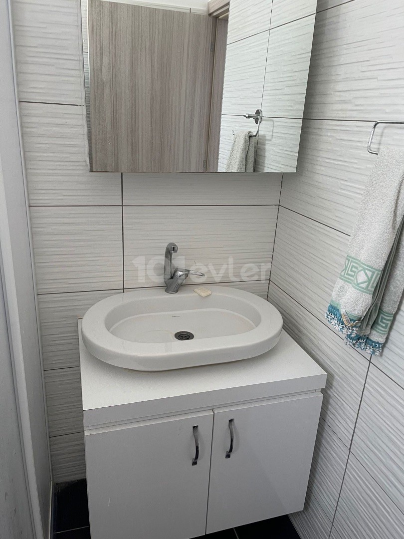 GROUND FLOOR GARDEN 2+1 FLAT FOR SALE IN DİKMEN