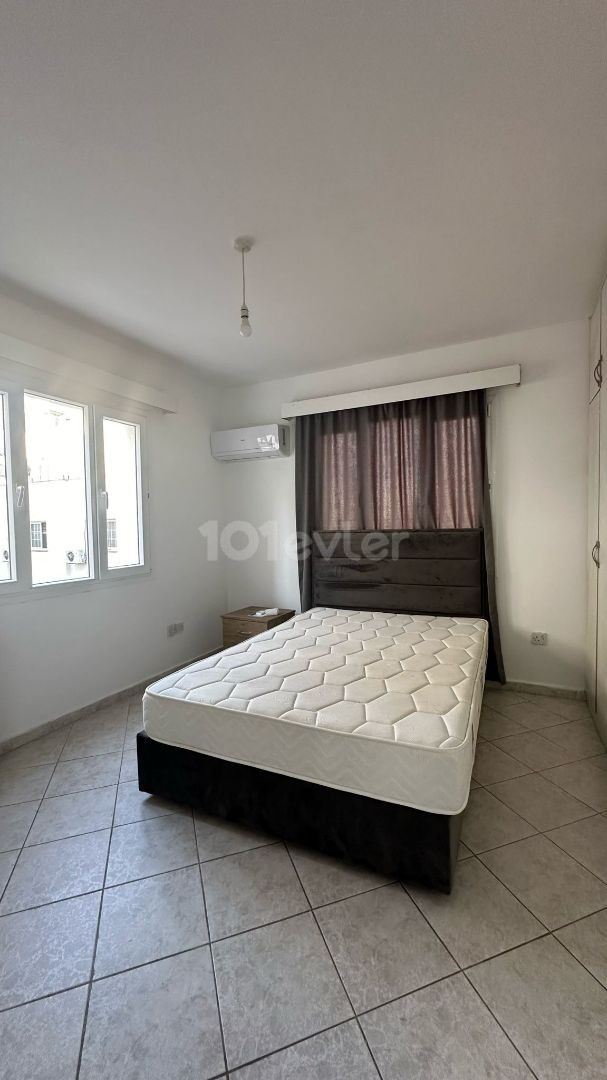 3+1 flat for rent in Kyrenia center