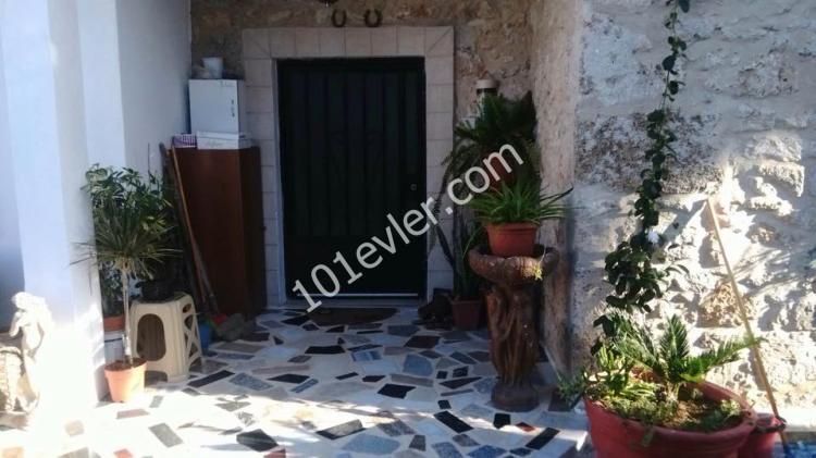 Einfamilienhaus Kaufen in Karaoğlanoğlu, Kyrenia