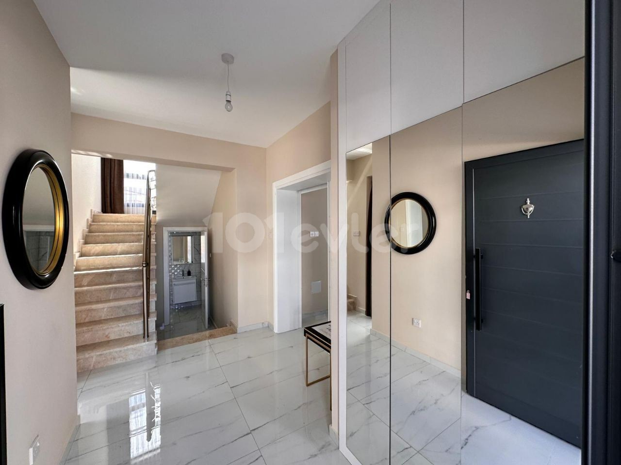 Yeni Bogazici 3+1 Villa for Sale