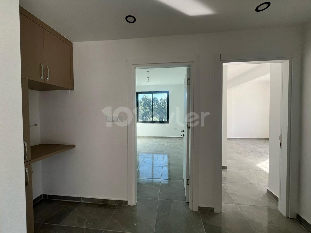 GIRNE ÇATALKÖY FLATS WITH COMMERCIAL PERMIT FOR RENT