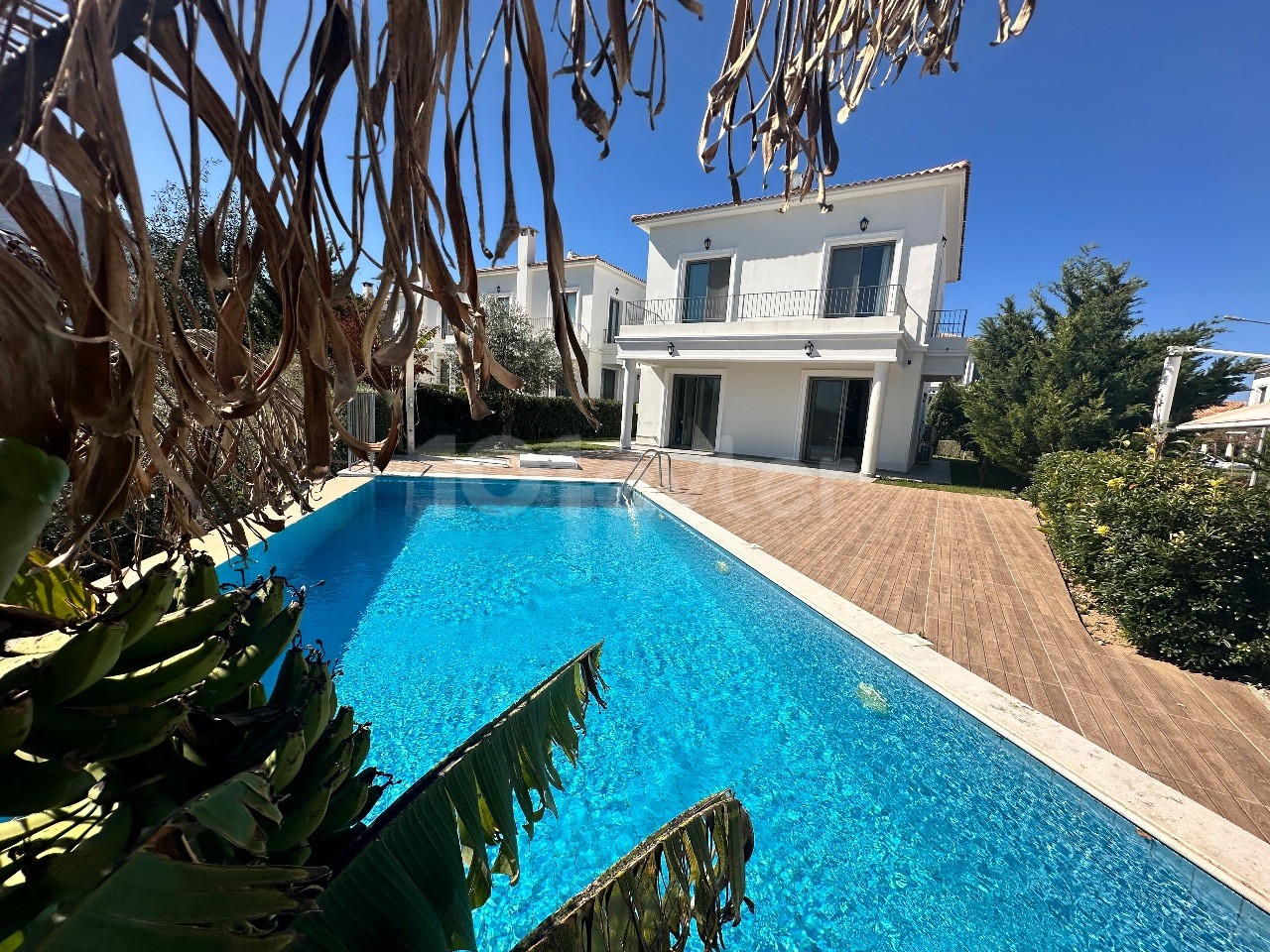 Kyrenia Alsancak 3+1 Villa mit privatem Pool zu vermieten