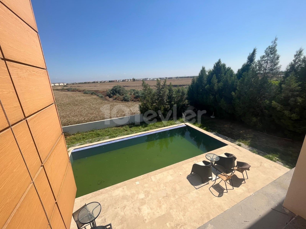 4+1 Villa mit privatem Pool zum Verkauf in Mormenekşe, Famagusta