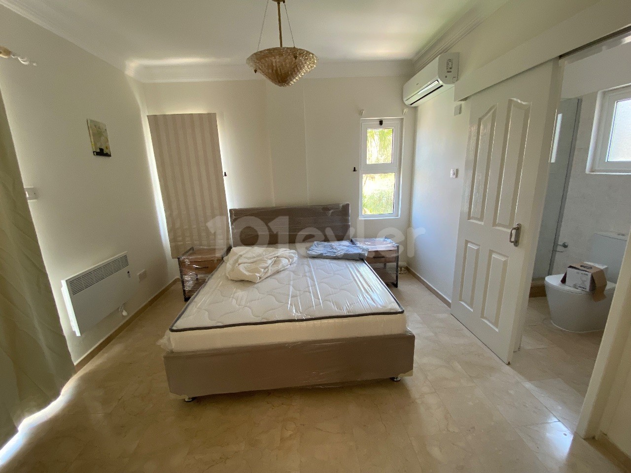 Villa zu vermieten in Bellapayis 4 Schlafzimmer, 3 Badezimmer