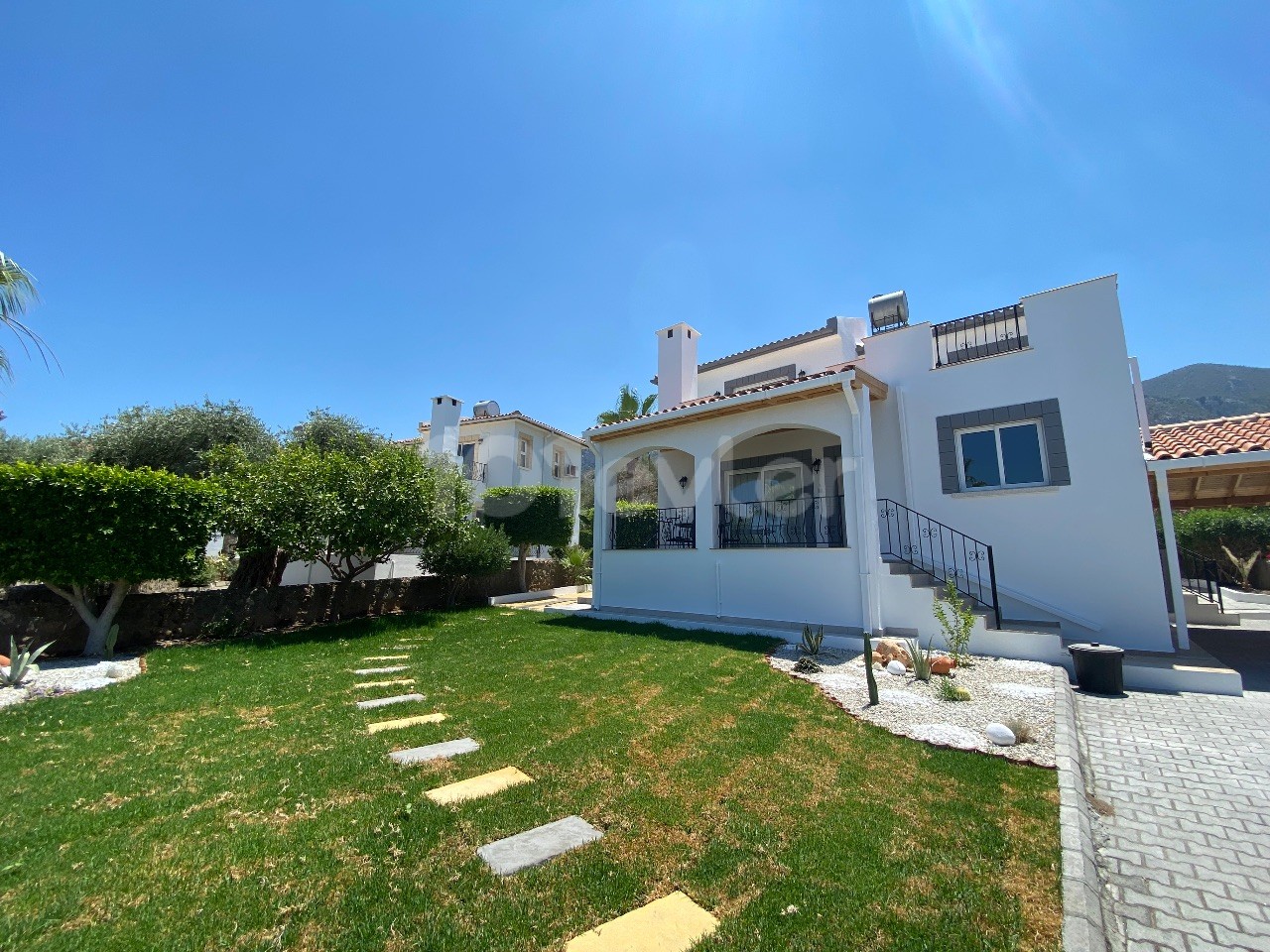 Villa for rent in Bellapayis 4 bedrooms 3 bathrooms