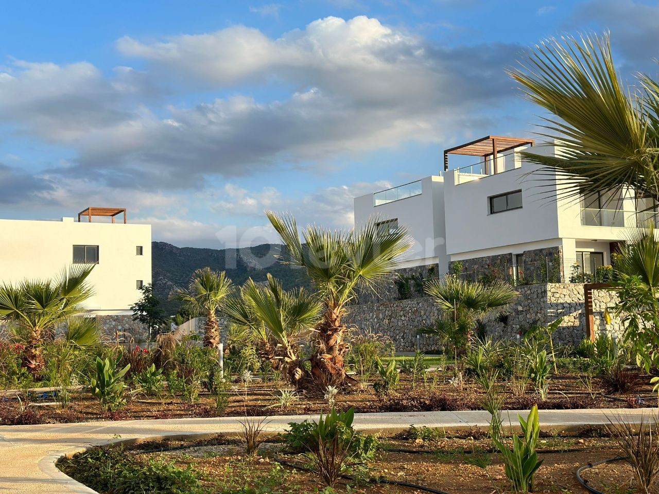 Loft 1+1, moderner, moderner Wohnkomplex Casa del Mare befindet sich in einer Wohnanlage in NotherLand
