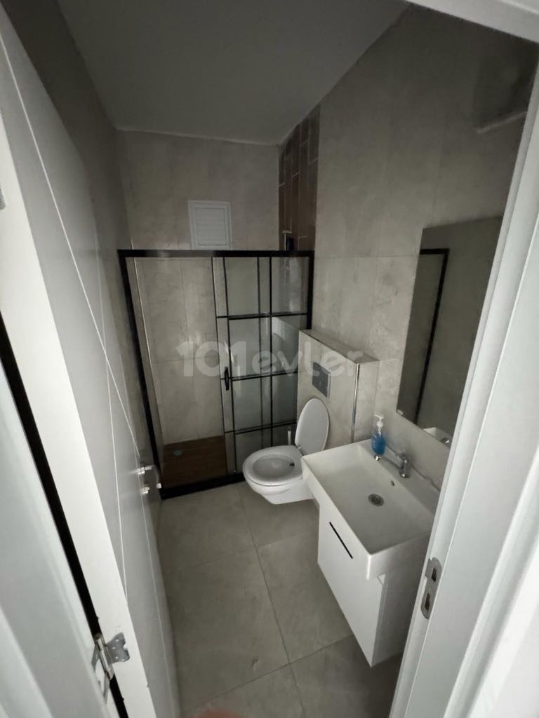 78 meters² in a 2+1 rental site in Alsancak, £750