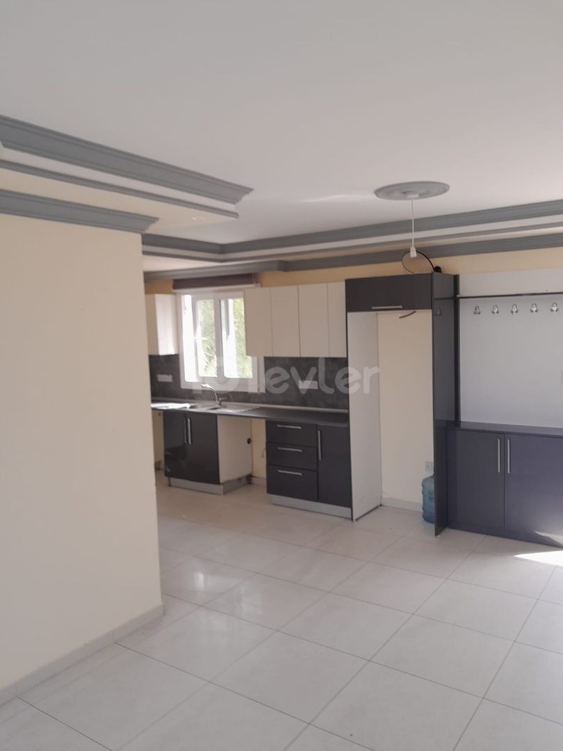 2+1 unfurnished Flat for Rent in Alsancak. £400.