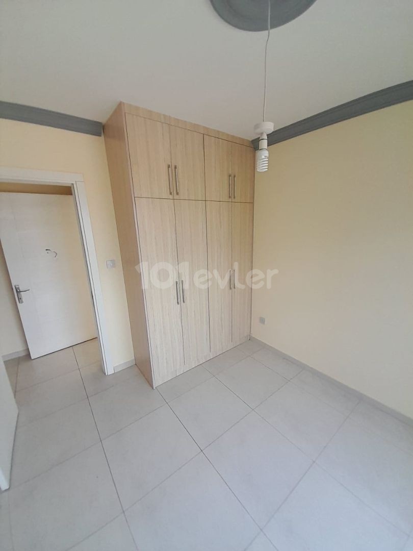 2+1 unfurnished Flat for Rent in Alsancak. £400.