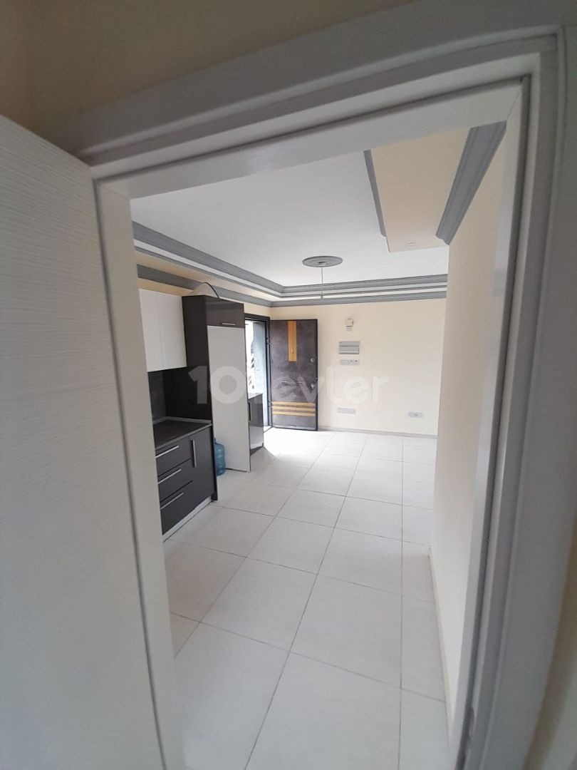 2+1 unfurnished Flat for Rent in Alsancak. £400.