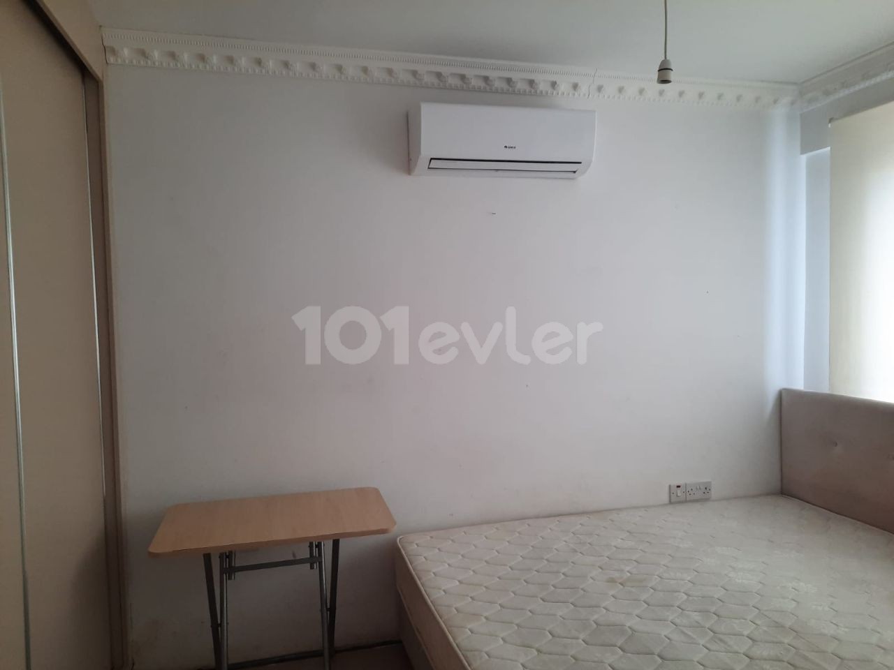 2+1 Spacious Flat for Rent in Kyrenia Center