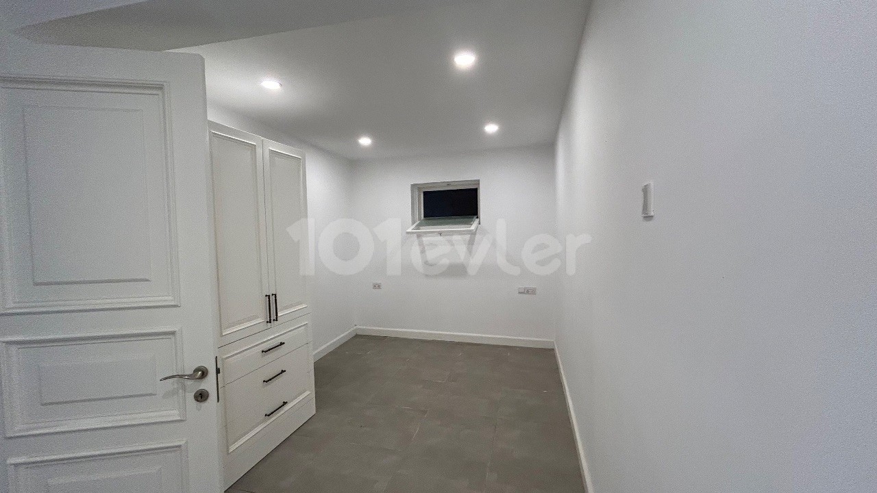 4+1 ULTRALUX DUPLEX FLAT FOR RENT WITH PRIVATE POOL IN BELLAPAIS, KYRENIA