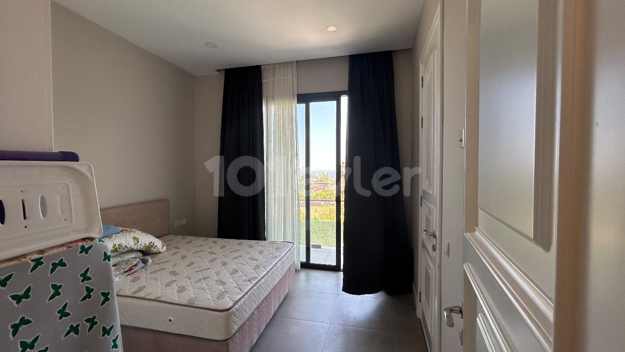 4+1 ULTRALUX DUPLEX FLAT FOR RENT WITH PRIVATE POOL IN BELLAPAIS, KYRENIA