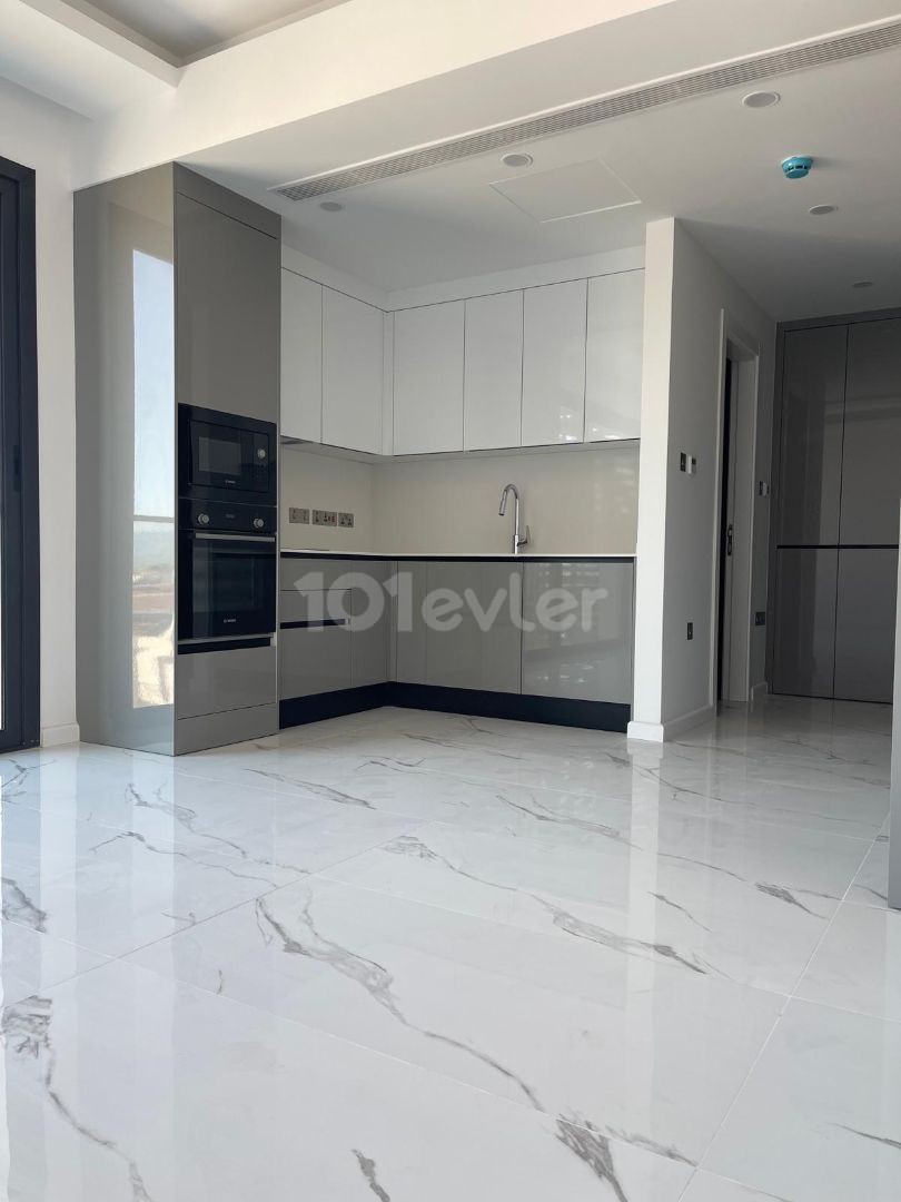 Opportunity!! SUPER LUX apartment in Panorama