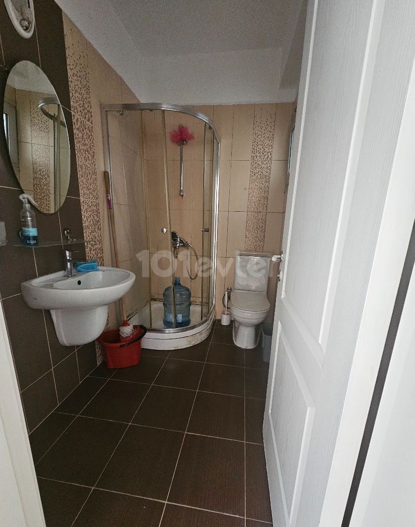 2+1 clean flat in Alasya park.