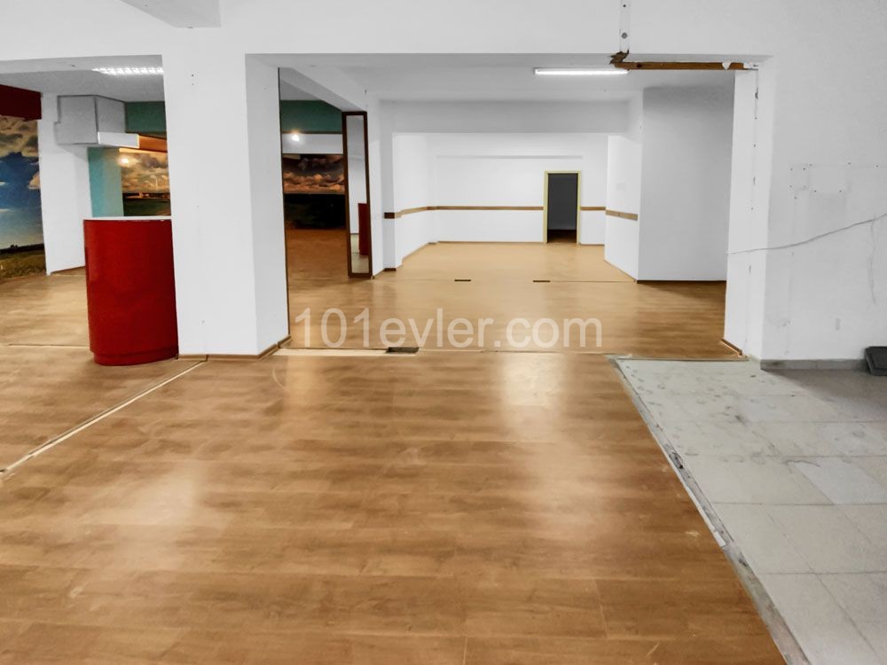 Yenişehir'de anayol girişli 300 m² Bodrum / Ofis