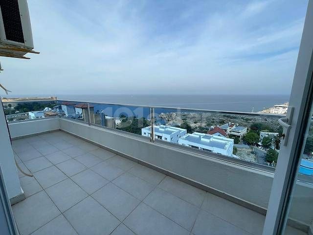 Spacious 2+1 Penthouse For Rent In Girne City Center