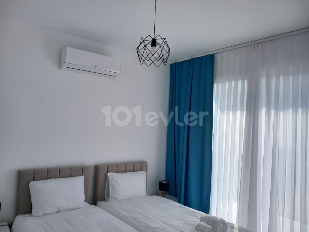 New 2+1 Fully Furnished Flat For Rent Inside A Complex Located In Bogaz, Iskele