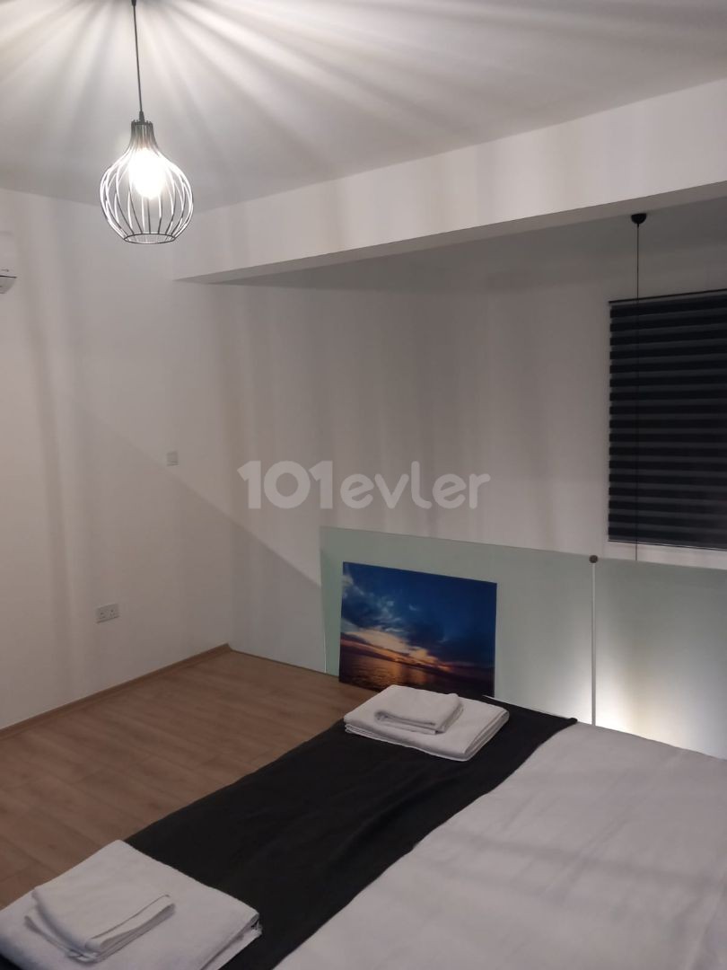 Neue, voll möblierte 1+1-Loft-Wohnung zur Miete auf einem Grundstück in İskele Boğaz