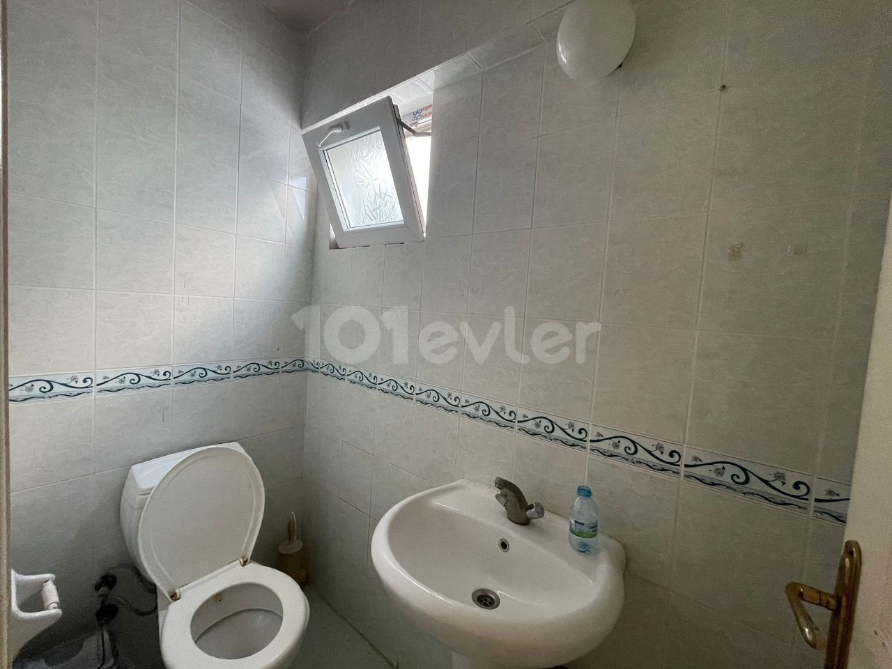 Girne Karakum'da Full Eşyalı 3+1 Kiralık Daire