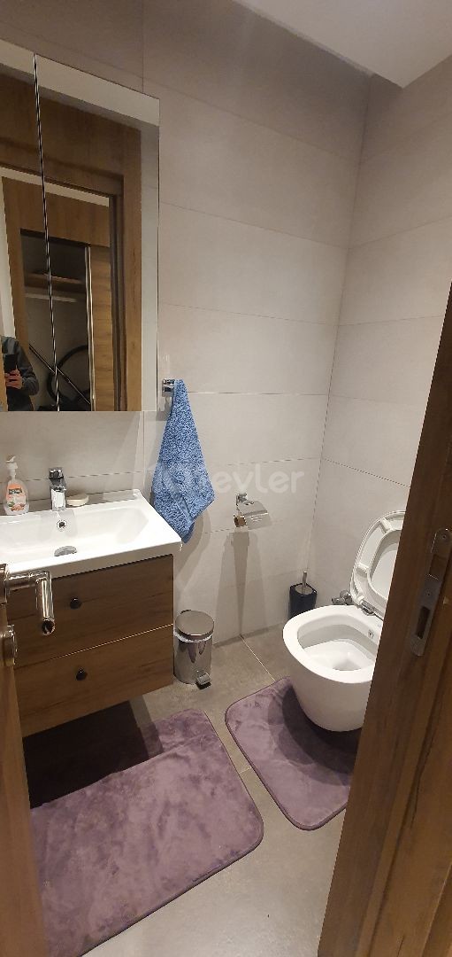 GIRNE BELLAPAIS 2+1 LUX IKIZ VILLA UST KAT - HAVUZLU SITE - DAG DENIZ MANZARALI