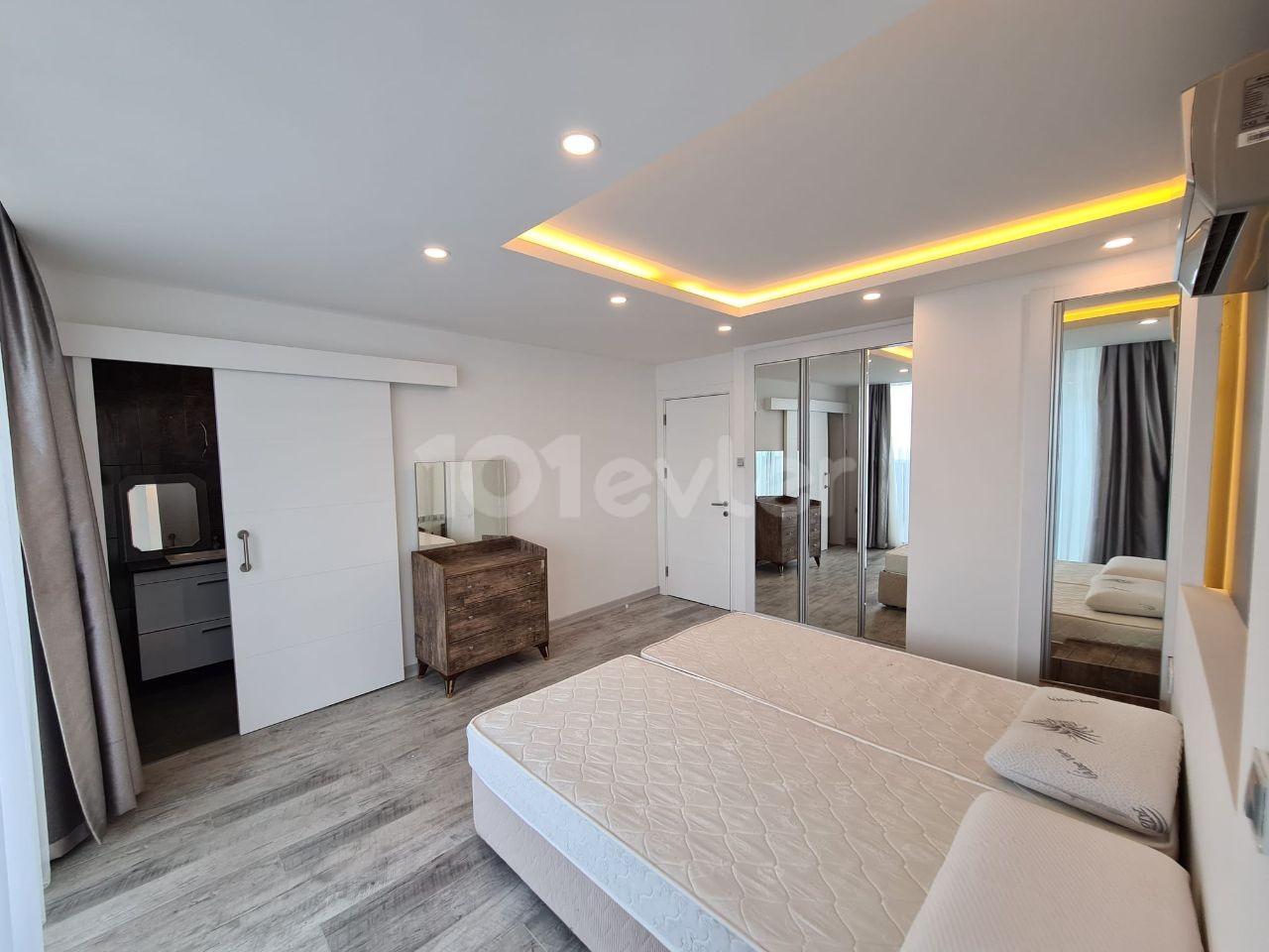 AKACAN ELEGANCE ÇOK GENİŞ DAĞ VE DENİZ MANZARALI 3+1 DAİRE  