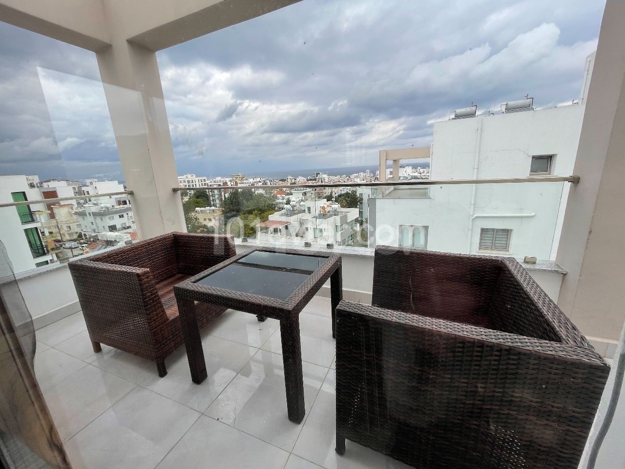 VERY WIDE FURNISHED 3+1 PENTHOUSE IN THE CENTER OF KYRENIA ** 