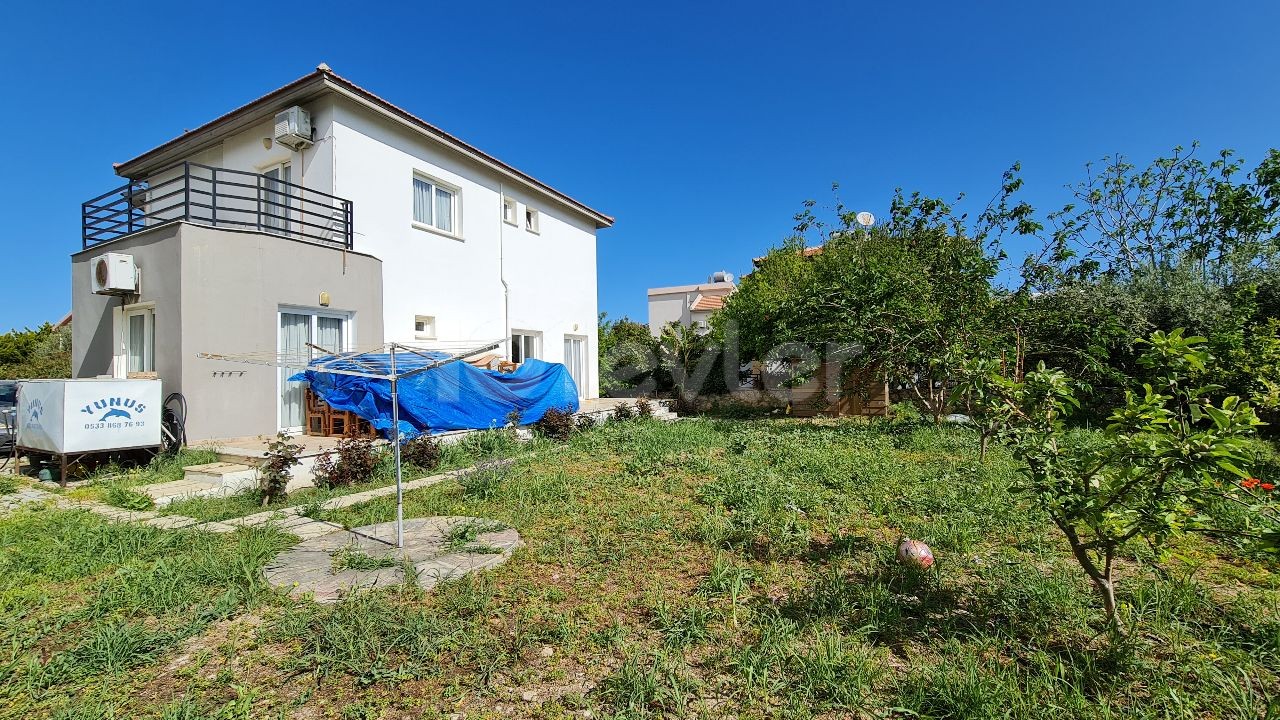 GIRNE EN UYGUN FIYATLI 3+1 VILLA / ŞAH MARKET YAKINI