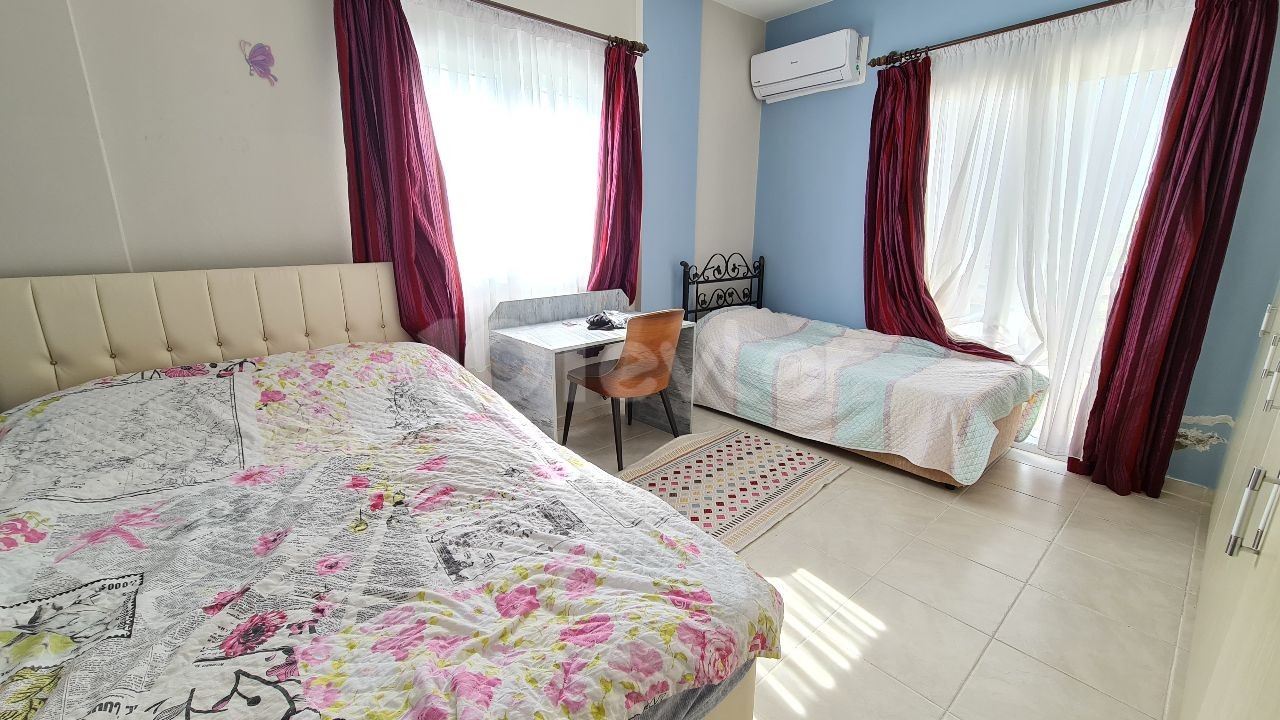 GIRNE EN UYGUN FIYATLI 3+1 VILLA / ŞAH MARKET YAKINI