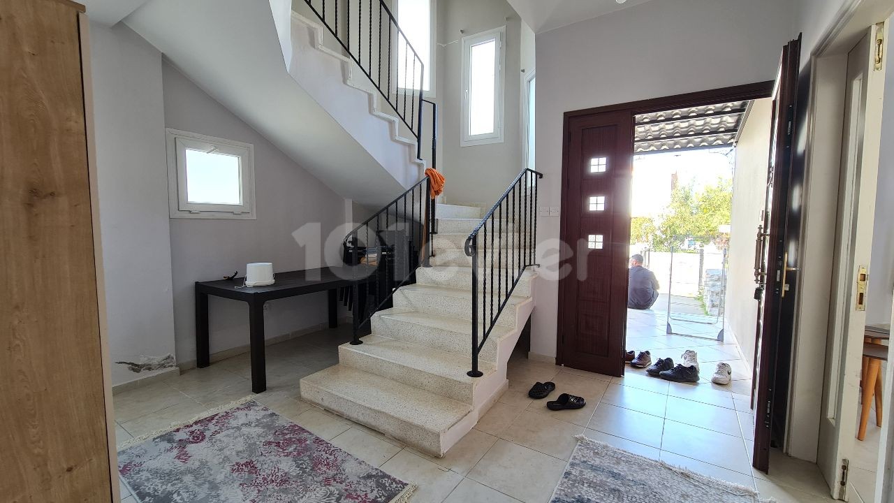 GIRNE EN UYGUN FIYATLI 3+1 VILLA / ŞAH MARKET YAKINI