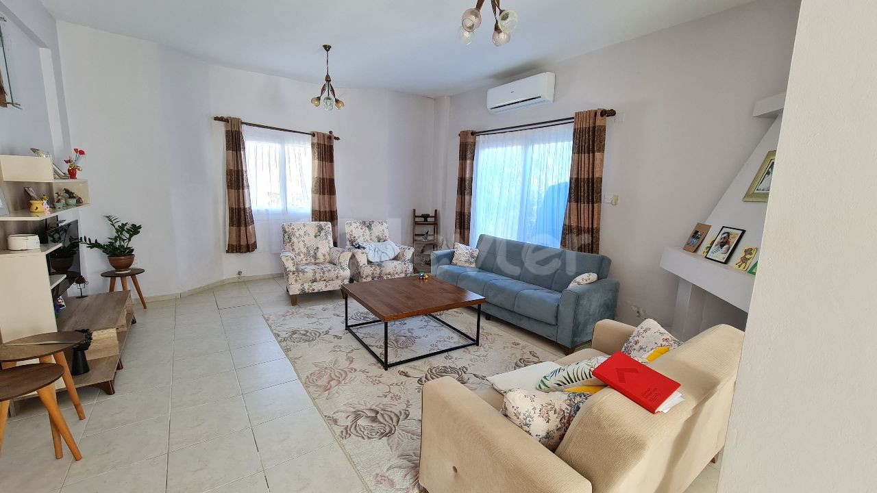 GIRNE EN UYGUN FIYATLI 3+1 VILLA / ŞAH MARKET YAKINI