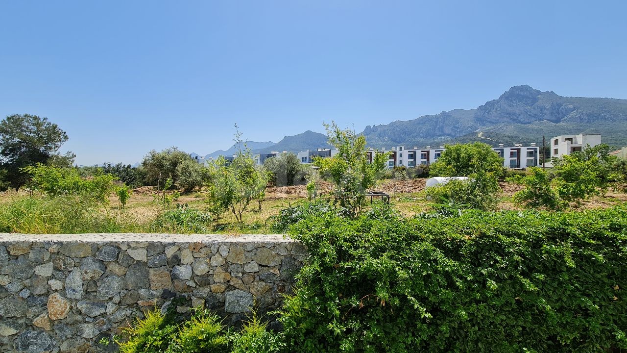 GELEGENHEITSPREIS VILLA - 2+1 DUPLEX-VILLA, 5 MIN. ZU FUSS NACH KARAOĞLAN GAU, KYRENIA