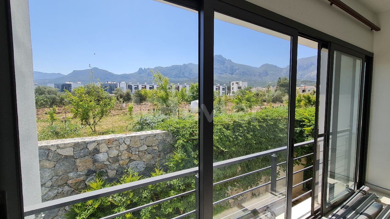 2+1 DUPLEX VILLA IN KYRENIA, A 5-MINUTE WALK FROM KARAOGLAN GAU ** 