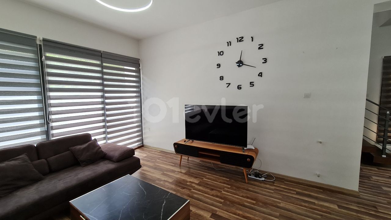 FIRSAT FIYAT VILLA - GİRNE KARAOĞLAN GAÜ'YE 5DK YÜRÜME MESAFESİNDE  2+1 DUBLEKS VİLLA 