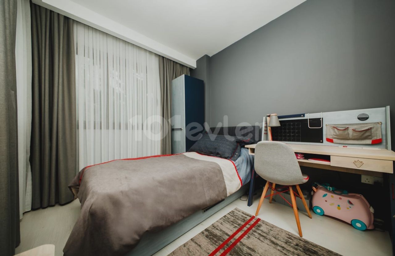 ALSANCAK'TA ULTRA LUX  3+1 VILLA