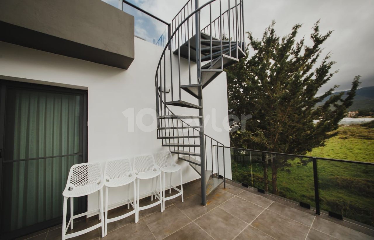 ALSANCAK'TA ULTRA LUX  3+1 VILLA