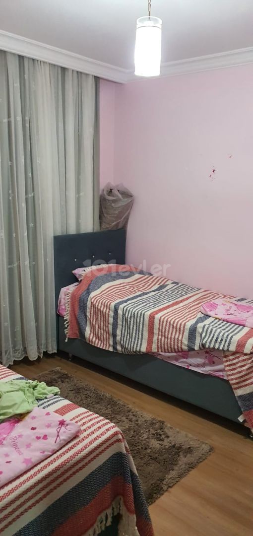 THE LORD PALACE SIDE ARE 2+1 FULLY FURNISHED 3.FLOOR OPPORTUNITY APARTMENT ** 