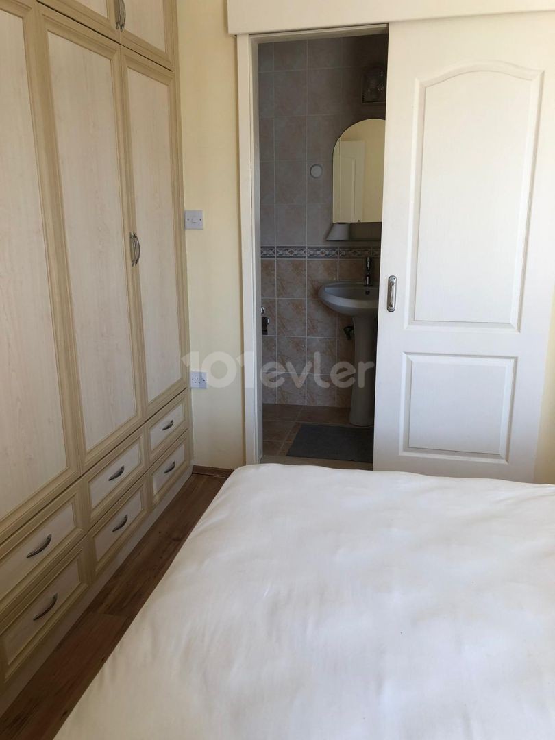 KYRENIA CENTRAL 2+ 1 APARTMENT FOR RENT 3. FLOOR ** 