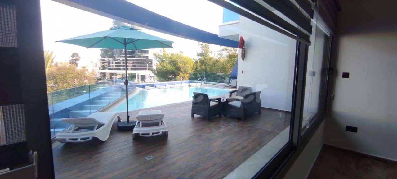 Flat To Rent in Girne Merkez, Kyrenia