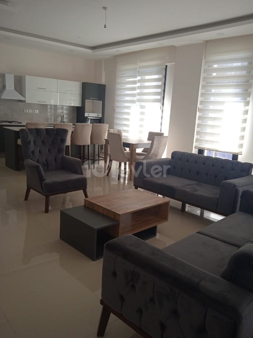 3+1 LUXURIOUS FLAT FOR RENT IN THE CENTER OF KYRENIA