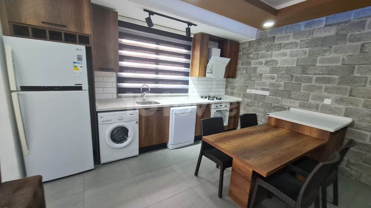 Flat To Rent in Girne Merkez, Kyrenia