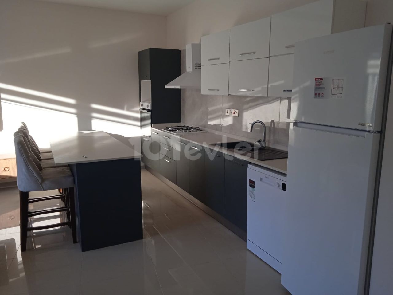 Flat To Rent in Girne Merkez, Kyrenia