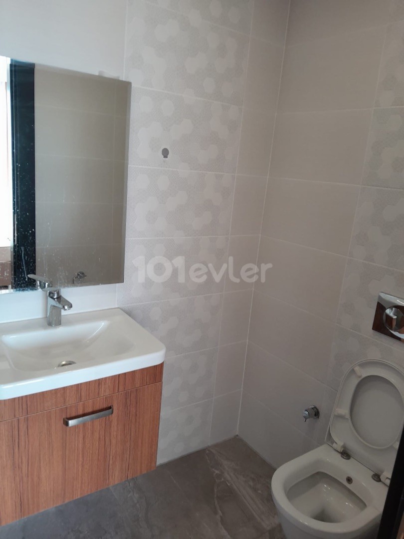 Flat To Rent in Girne Merkez, Kyrenia