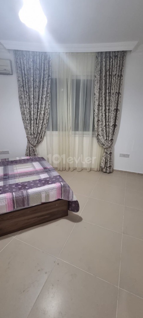 Flat To Rent in Karaoğlanoğlu, Kyrenia