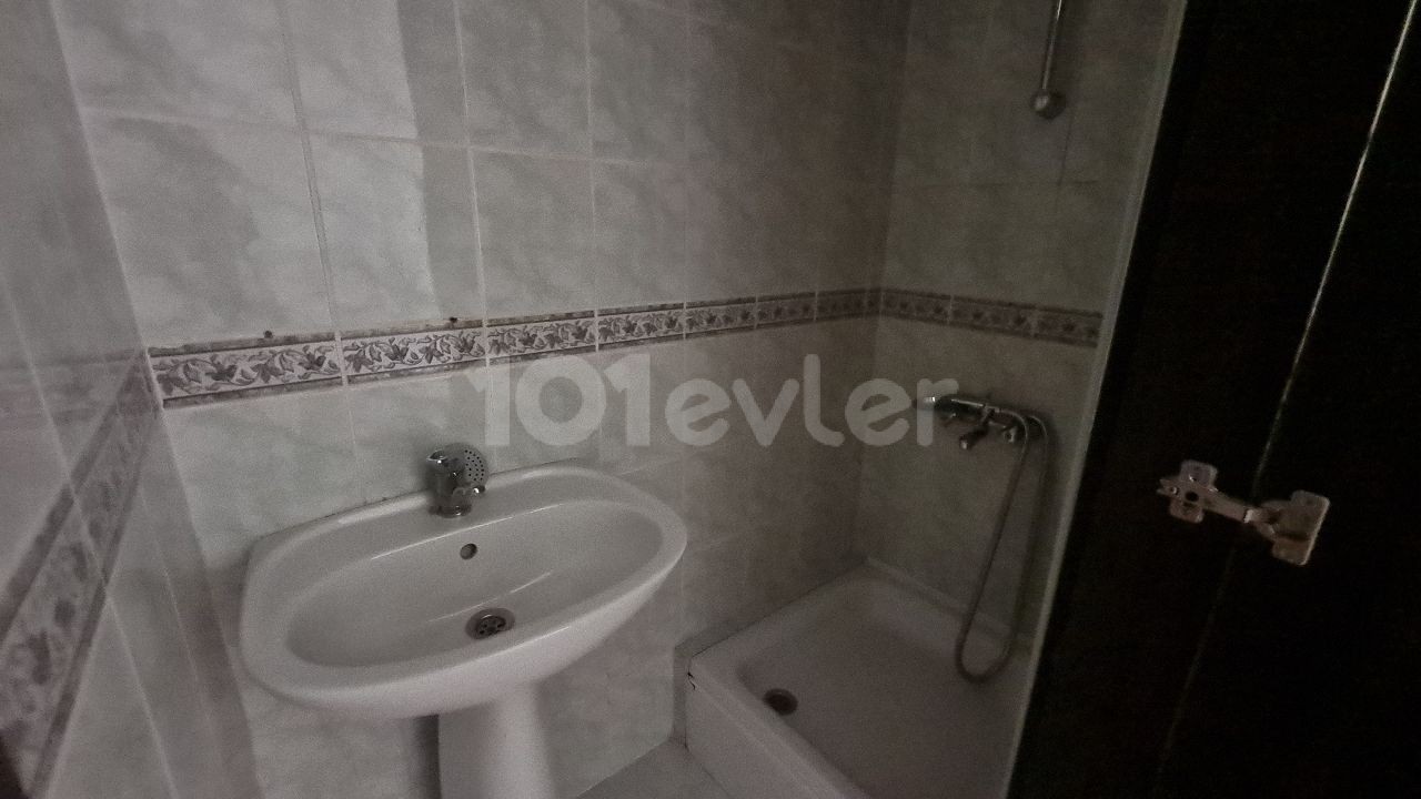 Flat To Rent in Girne Merkez, Kyrenia