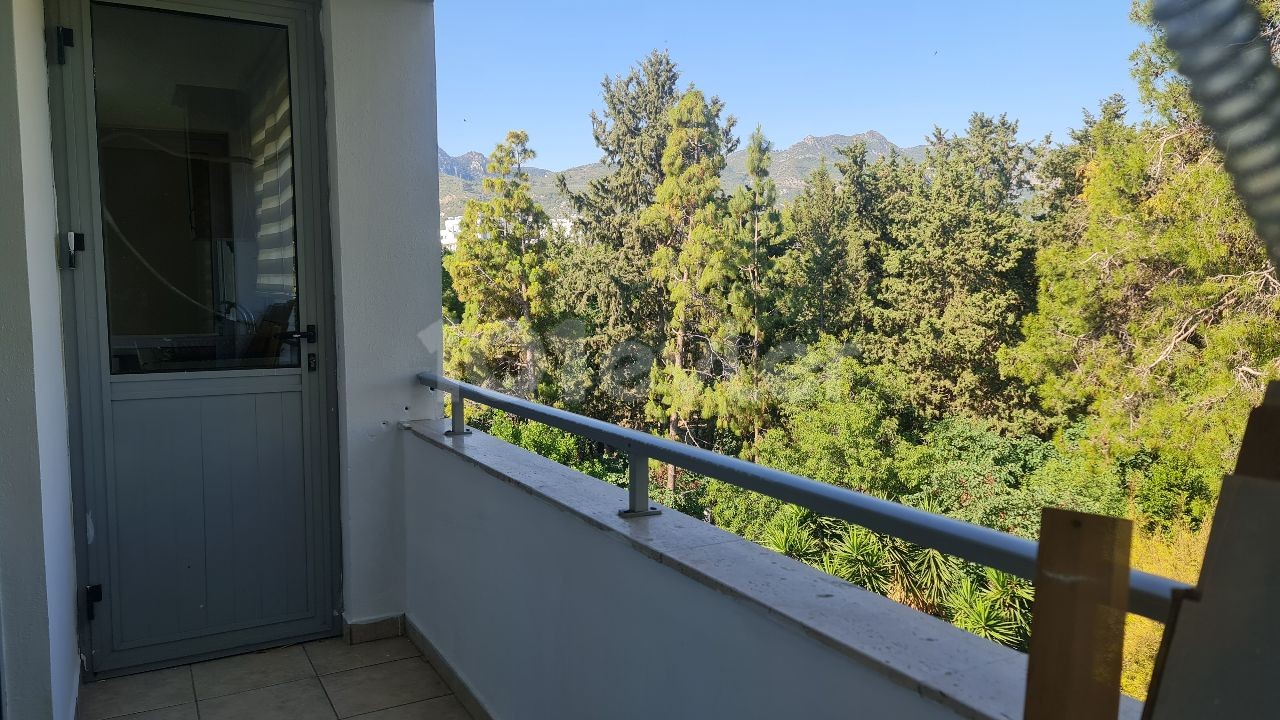 Flat To Rent in Girne Merkez, Kyrenia