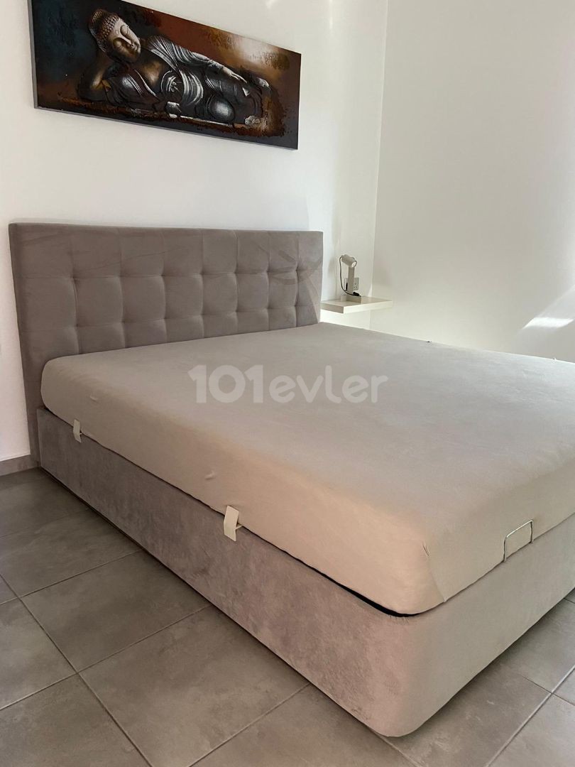 تخت برای اجاره in Esentepe, گیرنه