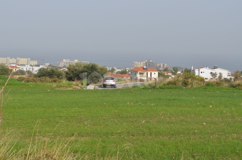 Residential Zoned Plot For Sale in Alsancak, Kyrenia